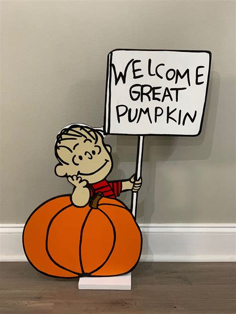 Welcome Great Pumpkin Yard Sign Linus Peanuts Yard Sign Etsy