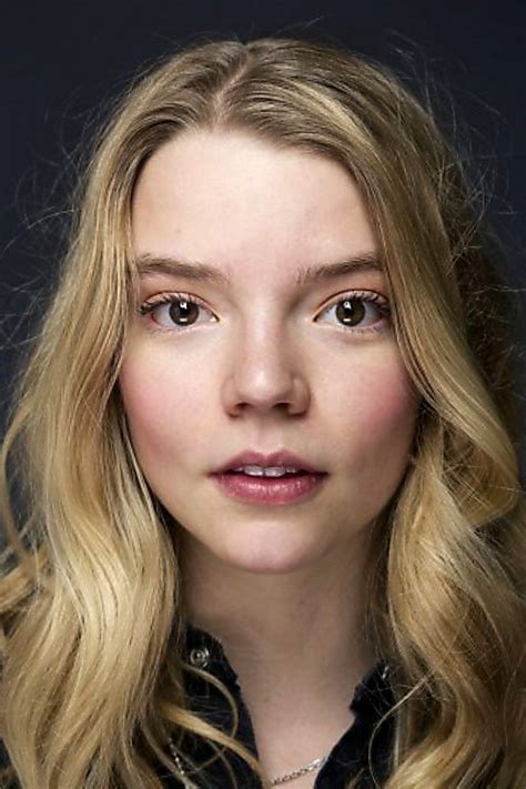 She is best known for her roles as beth harmon in the queen's gambit (2020), thomasin in the period horror film the vvitch: Anya Taylor-Joy | NewDVDReleaseDates.com