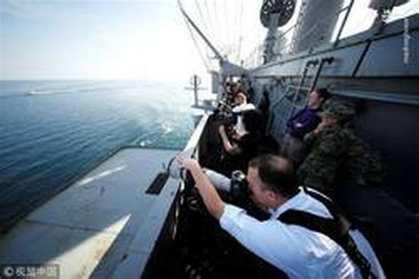 عکاسی آمریکایی‌ها از قایق های تندرو سپاه