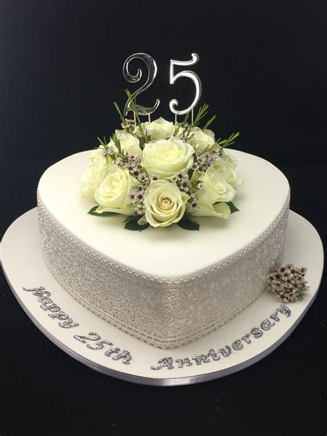 25th Silver Anniversary Cake With Fresh Flowers Fresh Flower Cake