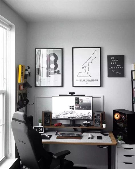 30 Aesthetic Desk Setups For Creative Workspace Home Office Setup