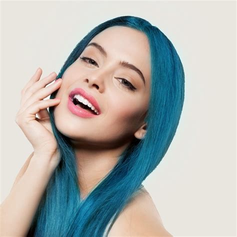 Women noni black hair magic dye shampoo rs 250/box. Get a Turquoise Hair Dye To Stand Out In The Crowd ...