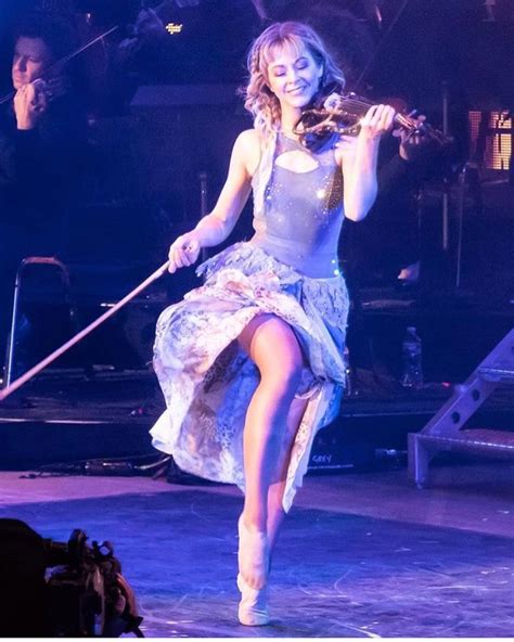 Lindsey Stirling On Instagram In This Photo My Face Matches My Heart Lindsey Stirling