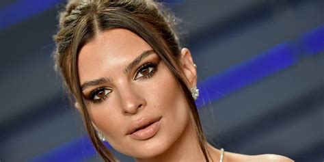 Emily Ratajkowski Says That Robin Thicke Groped Her On The Blurred
