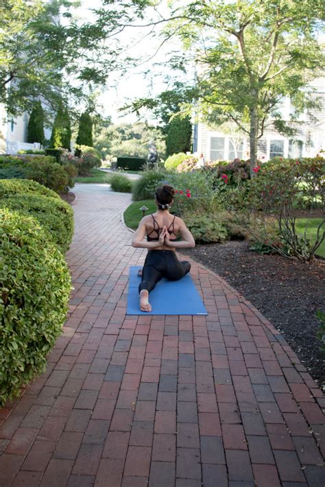 Pin By Loelizabeth Blog On Flexibility Yoga Yoga For Flexibility Yoga Photos Outdoor