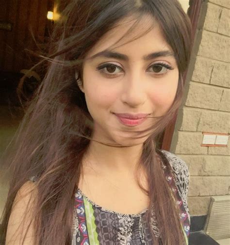 Actress Sajal Ali Biography Cute Pictures ~ Fashionip