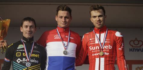 Zal van der poel nog een berichtje sturen naar van aert? Mathieu van der Poel verlengt nationale veldrittitel in ...