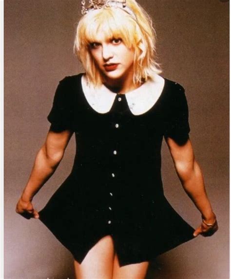 There are 448 courtney love 90s for sale on etsy, and they cost $15.97 on. The Love | Fashion, Grunge fashion winter, Style
