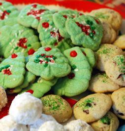A great tasting basic cookie recipe that quickly and easily turns into such a variety of easy to make christmas treats, friends and family will think you poured over all your. Sugar Free Christmas Cookies Recipe - Diabetic Recipes from Diabetic Gourmet Mag… | Sugar free ...