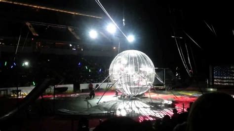 Offering the finest in family entertainment. George Carden Circus Spectacular Chicago - YouTube