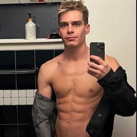 kyle ross kylerossxxx onlyfans nude and photos