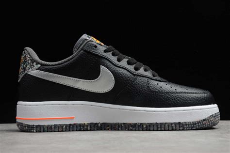 Originally released in '82 under the name 'air force' and designed by one of with the low top edition of the sneaker dropping in '83, the air force one shoes were picked up by sneakerheads for its unique look and comfy fit. Nike Air Force 1 Crater Grind Black Metallic Silver 2020 ...