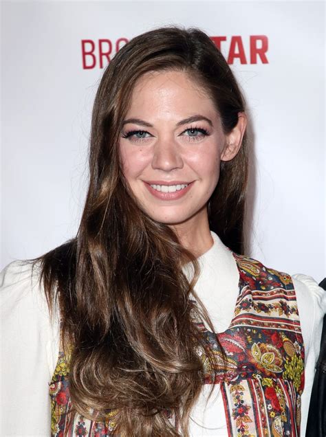 Analeigh Tipton Aka Mel 30 How Old Is The Cast Of Summer Night