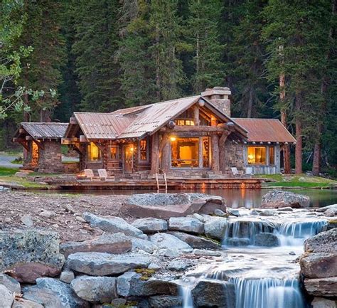 Idyllic Lakefront Country House Beautiful Log Homes Designs