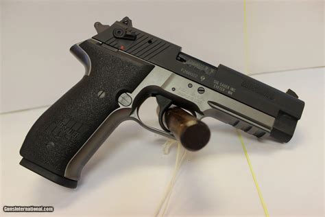 Sigsauer Mosquito Two Tone 22 Lr