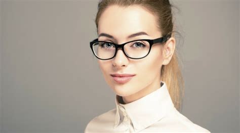 How To Pick The Best Pair Of Glasses City Girl Savings