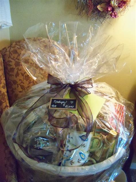 Hampers are great for people who want to spend time and love putting together their gifts this christmas. The Blue Spotted Owl: Thank You Gift Basket