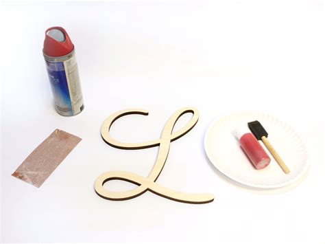 How To Easily Spray Paint Wood Letters