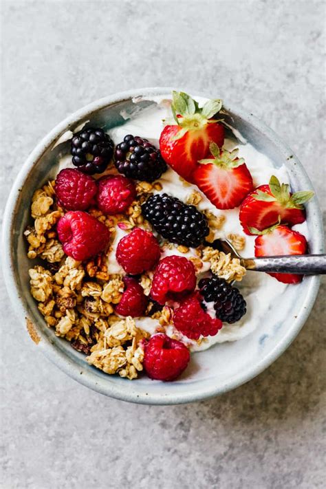 19 Yogurt Bowl Recipes That Make Breakfast So Easy An Unblurred Lady