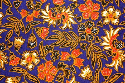 Indonesian Batik Notebook 6 In 2021 Traditional Fabric Indonesian