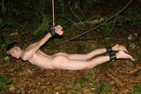 Naked Outdoor Gay Bondage Hot Sex Picture