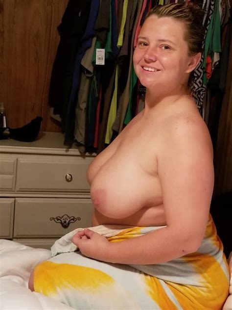 Big Tit Wide Ass Thick BBW Redneck Trailer Park MILF Slut Pics XHamster
