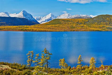 Autumn On Jack Londona S Lake Mountains In Snow Kolyma 2 Stock Photo