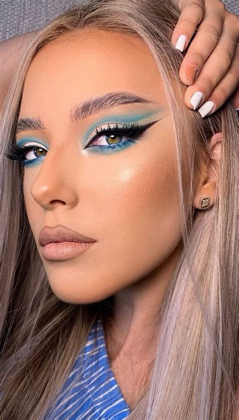 35 Cool Makeup Looks Thatll Blow Your Mind Nude Cut Crease And Teal