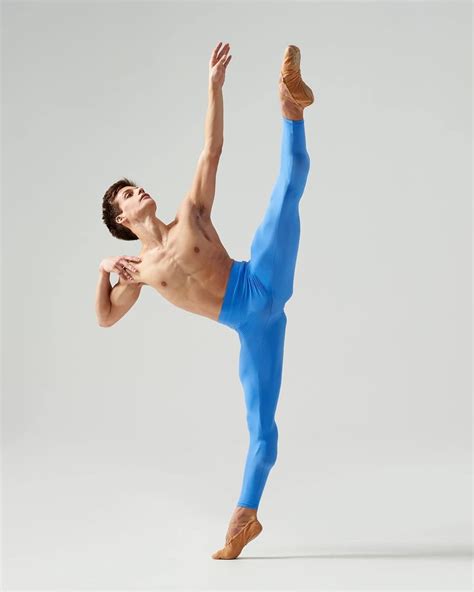 Danseur Flexibility Photo Male Ballet Dancers Male Dancer Ballet Poses