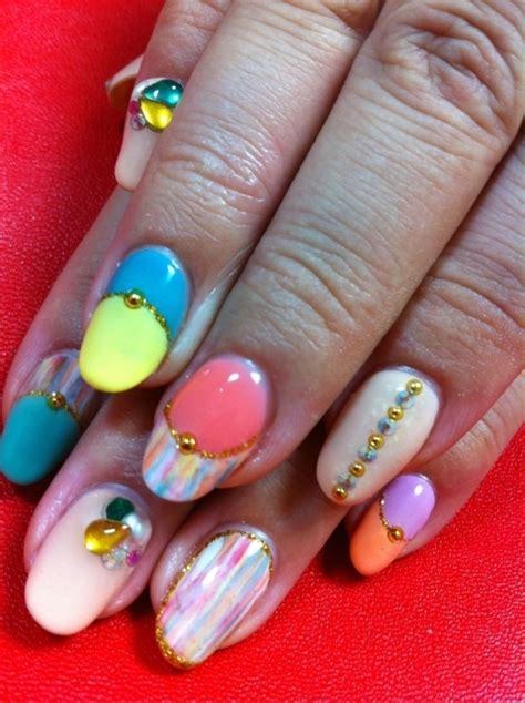 A part of hearst digital media seventeen participates in various affiliate marketing programs, which means we may get paid commissions on editorially chosen products purchased. Color Mix Nail Art Ideas for Summer|