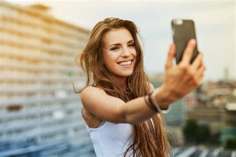 How To Take A Good Selfie 5 Flawless Tips Photography Lighting