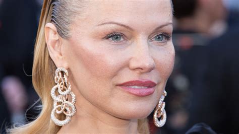 why pamela anderson has regrets about her plastic surgery