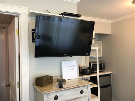 How To Wall Mount A Flat Screen Tv Wall Mount Ideas