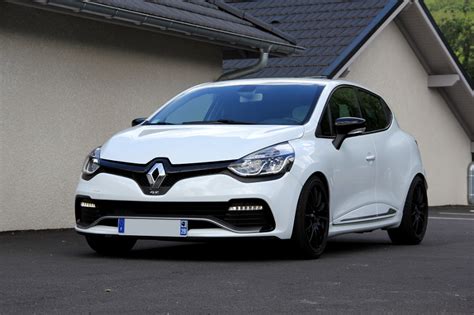 Tampilkan postingan lainnya dari clio_rs_club. Clio IV RS Cup Blanc Glacier - Page 2