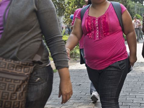Women Overtake Men In Us Obesity Rates Cbs News