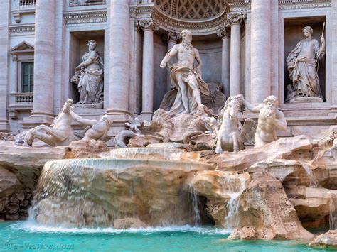 Fontaine De Trevi Pieces Porte Bonheur La Dolce Vita à Rome
