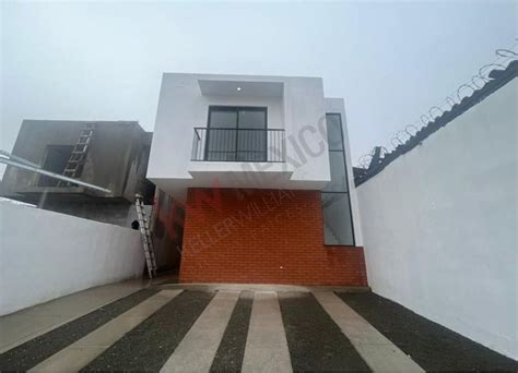 Casa En Venta Jardines De La Mesa Lista Para Estrenar Lamudi Mx