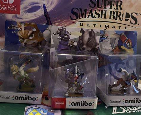 Nintendo Amiibo Super Smash Bros Wolf Star Fox And Falco Complete Lot Set New Ebay