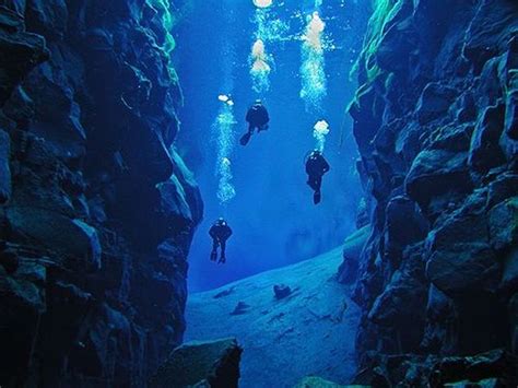 Silfra Iceland Diving Between Continents Scuba Diving Iceland