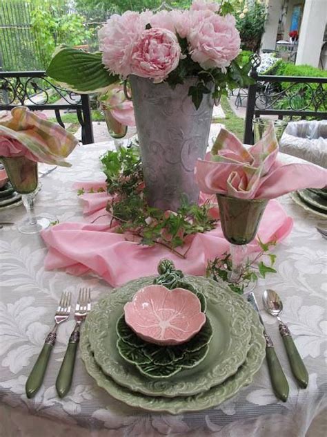 Verde E Rosa Table Arrangements Floral Arrangements Dresser La Table