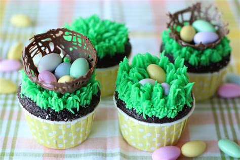 Below is a list of supplies and step by step this is a great idea for easter cupcakes decoration! Springtime Cupcake Idea With Chocolate Nests