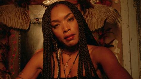 American Horror Story Covens Marie Laveau Is A Supreme Witch Nerdist