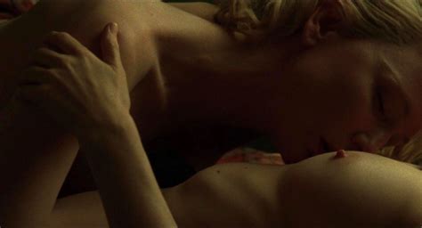 Lesbian Scene Rooney Mara Cate Blanchett Photos Gif Video