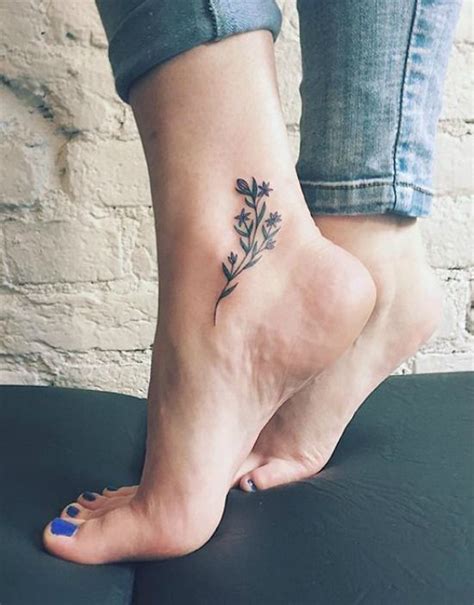 30 Simple And Sexy Ankle Tattoo Designs You Have To Try