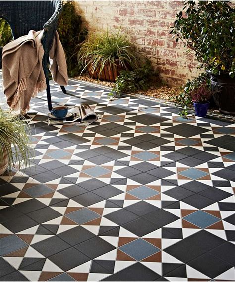 Grosvenor™ Blackwhite Tile Porch Tile Garden Tiles Topps Tiles
