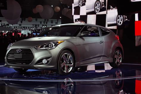 The 2013 hyundai veloster is now in its second model year and it remains to be seen whether the unusual design while have significant lasting appeal. 2013 Hyundai Veloster 3-Door Coupe Automatic Turbo w/Black Int