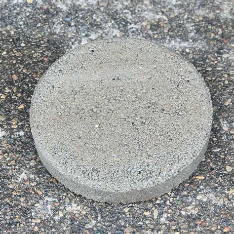 24 Inch Round Concrete Stepping Stones 18 In X 24 In Pueblo Stone
