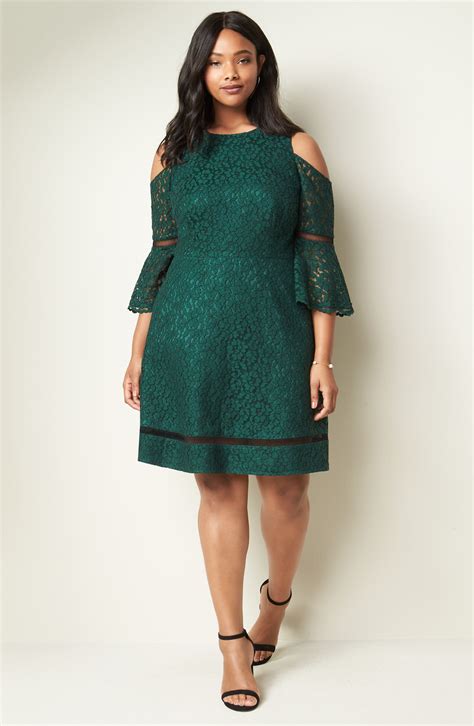 Choose check out step 3: Emerald green lace dress - Cold Shoulder Lace Dress - #ad ...