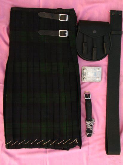 Black Watch Kilt 4 Pcs Kilt Sporran Belt Buckle 30 52