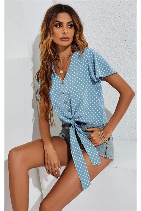 Tie Knot Front Buttoned Crop T Shirt Top